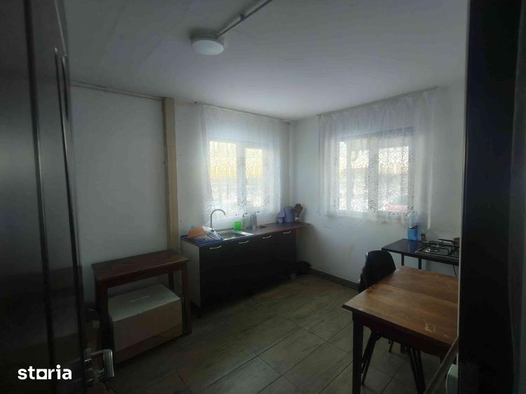 Casă cu 2 camere cu Teren 3000 Mp în Frumușani
