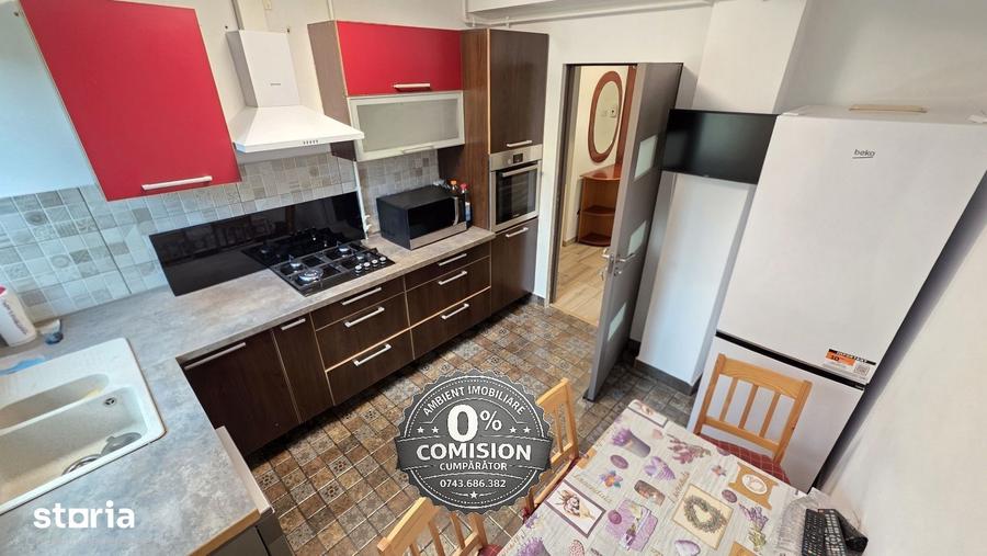 Apartament cu 3 camere decomandat, mobilat în Traian