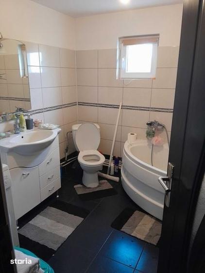 Casă cu 3 camere cu Teren 75 Mp în Central