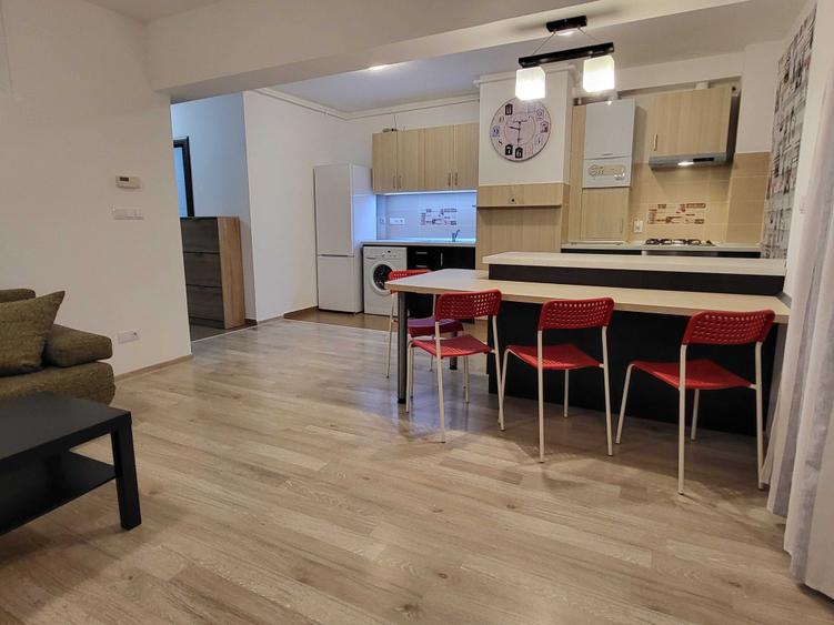 Apartament cu 2 camere decomandat în Corunca