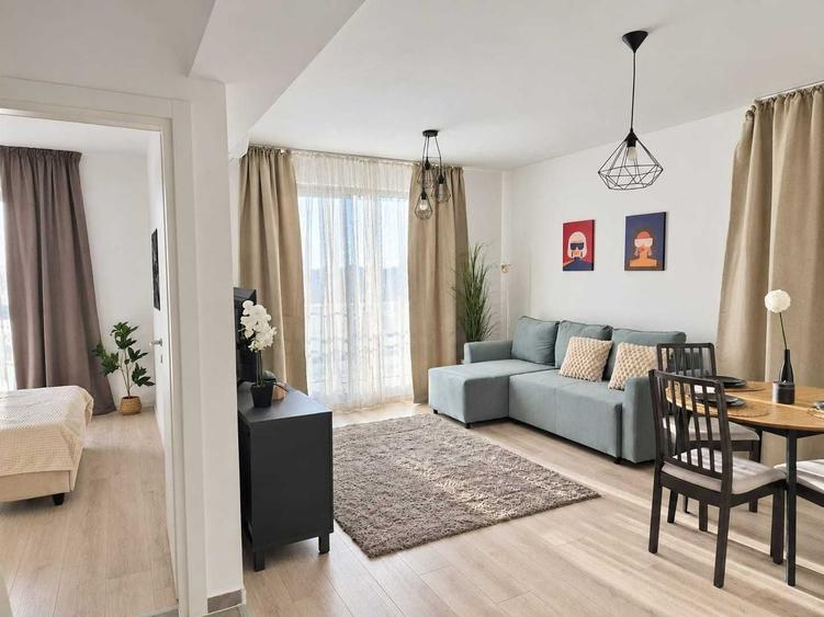 Apartament cu 2 camere decomandat în Central