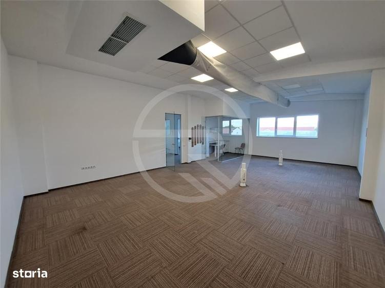 Spațiu comercial, de 275 mp, în Industrial