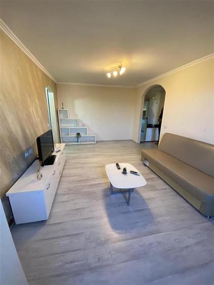Apartament cu 2 camere semidecomandat în Ultracentral