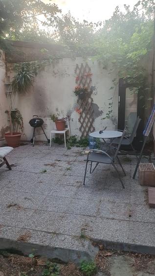Casă cu 6 camere cu Teren 286 Mp în Eroii Revoluției