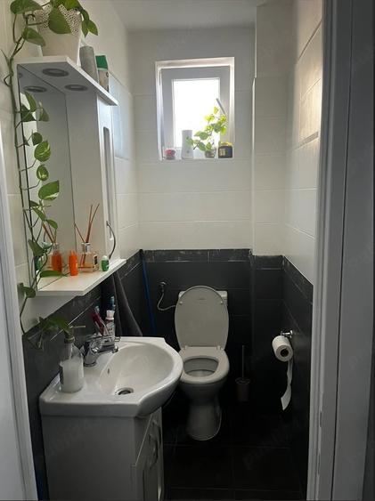 Apartament cu 2 camere semidecomandat în Dristor