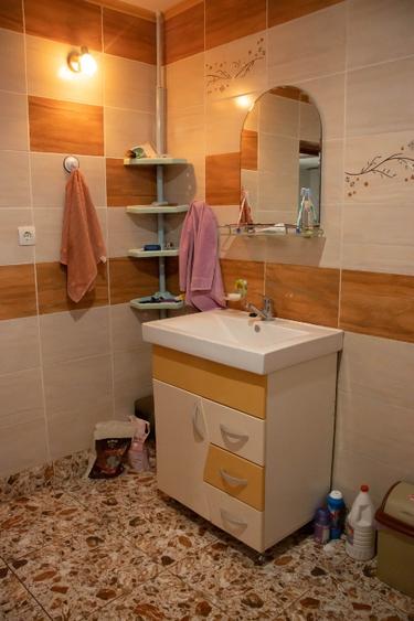 Casă individuală cu 3 camere cu Garaj în Coltău