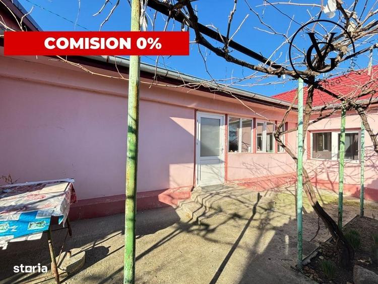 Casă cu 3 camere semidecomandat cu Teren 387 Mp în Lumina