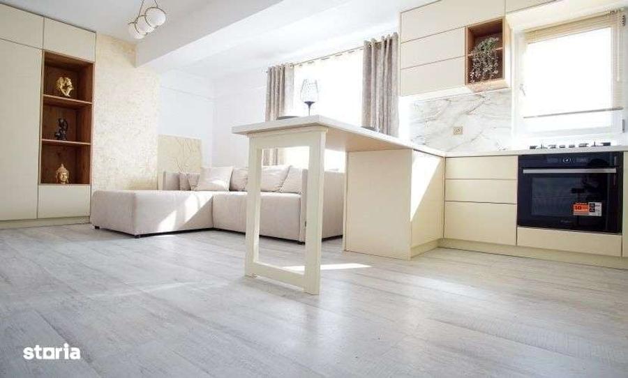 Apartament cu 2 camere semidecomandat în Central