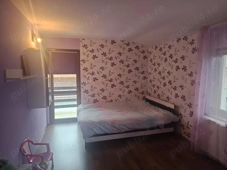 Casă cu 5 camere în Jiblea Veche