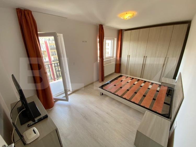 Apartament cu 2 camere semidecomandat, mobilat în Baciu