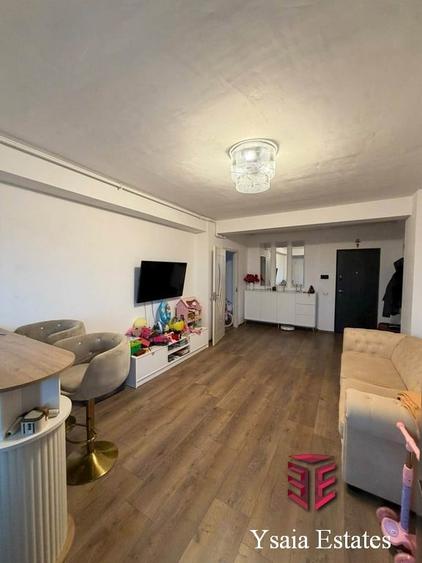 Apartament cu 2 camere decomandat în Km 4-5