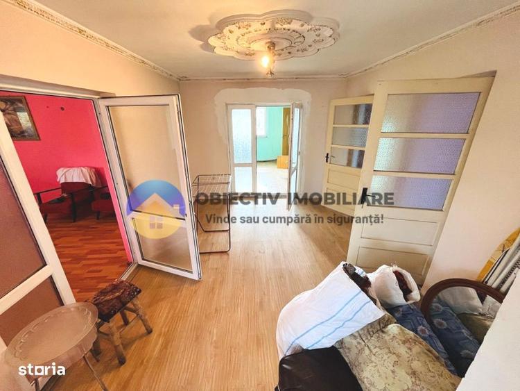 Casă cu 7 camere cu Teren 5958 Mp în Dobreni