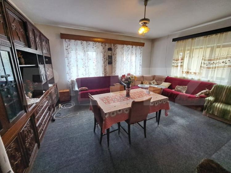 Casă individuală cu 5 camere cu Teren 1384 Mp în Hărman