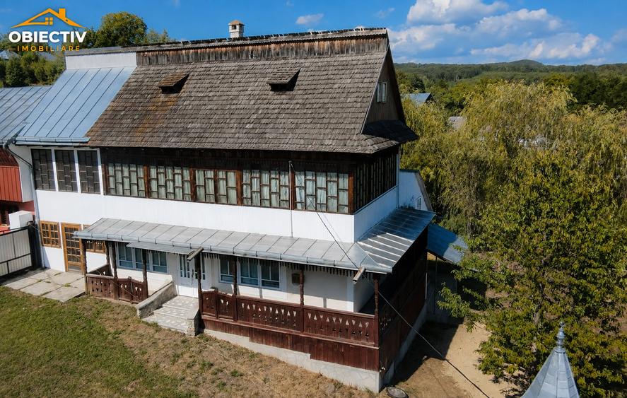 Casă individuală cu 5 camere cu Teren 500 Mp în Oglinzi