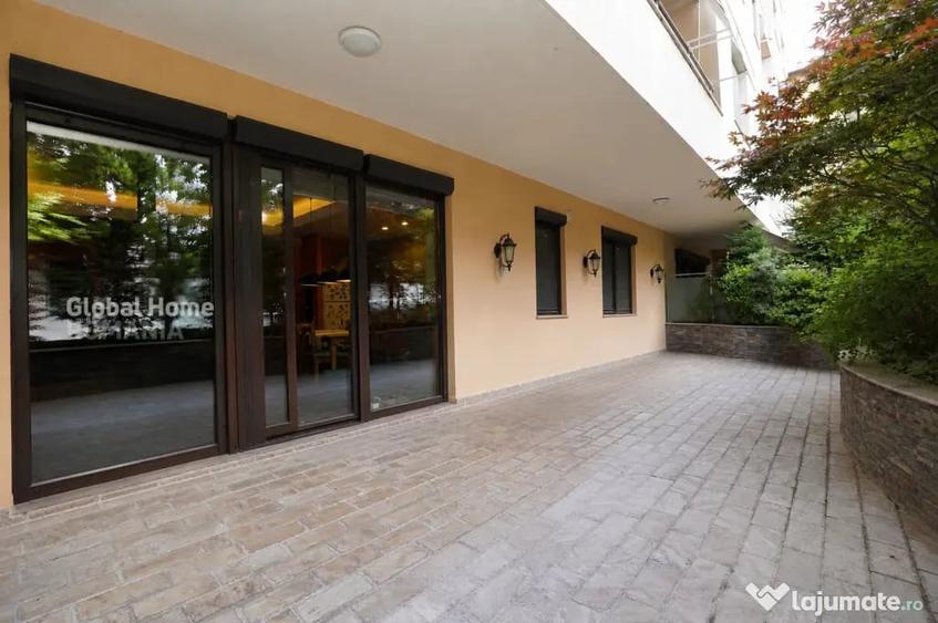 Apartament cu 3 camere semidecomandat în Herăstrău