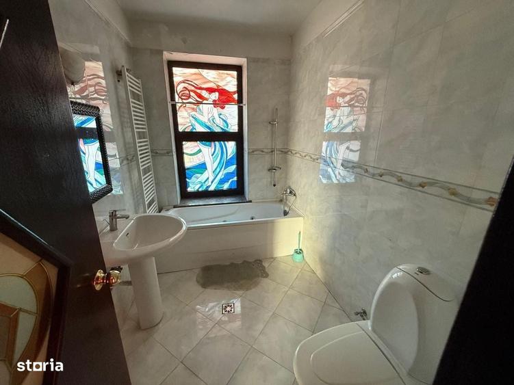 Casă cu 4 camere cu Teren 465 Mp în Balotești