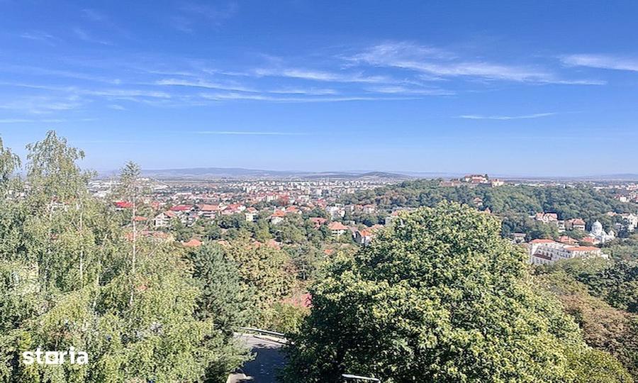 Apartament cu 3 camere, mobilat în Schei