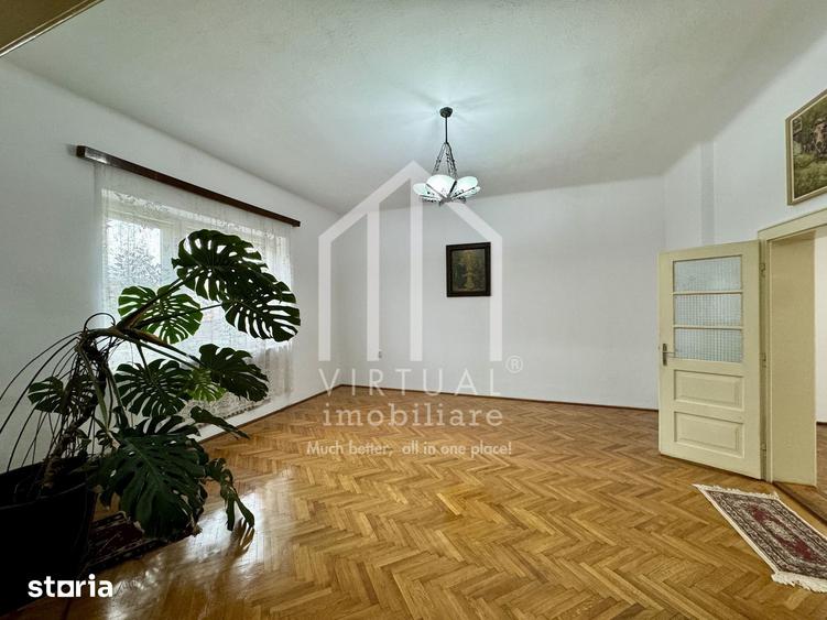 Apartament cu 4 camere în Central