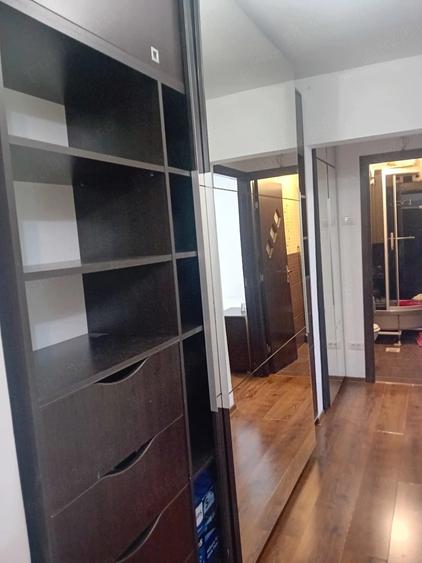 Apartament cu 2 camere semidecomandat în Olimp
