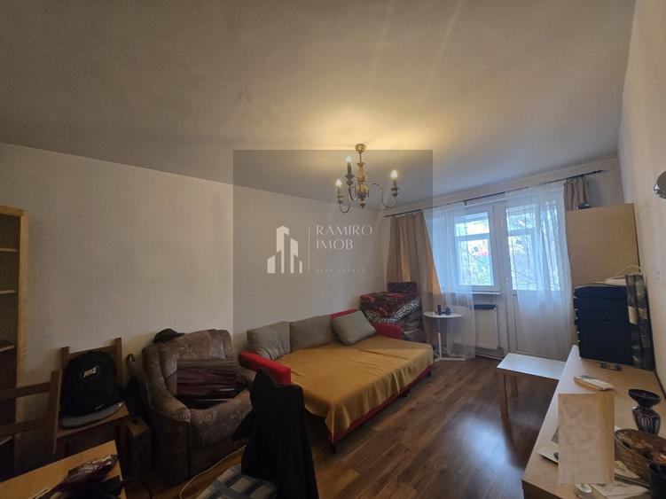 Apartament cu 3 camere decomandat, mobilat în Prelungirea Ferentari