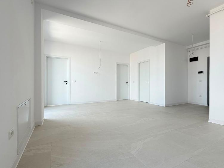Apartament cu 3 camere decomandat în Moșnița Nouă