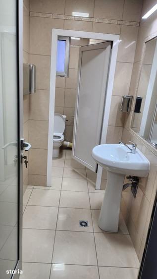 Spațiu comercial, de 1,139 mp, în Dămăroaia