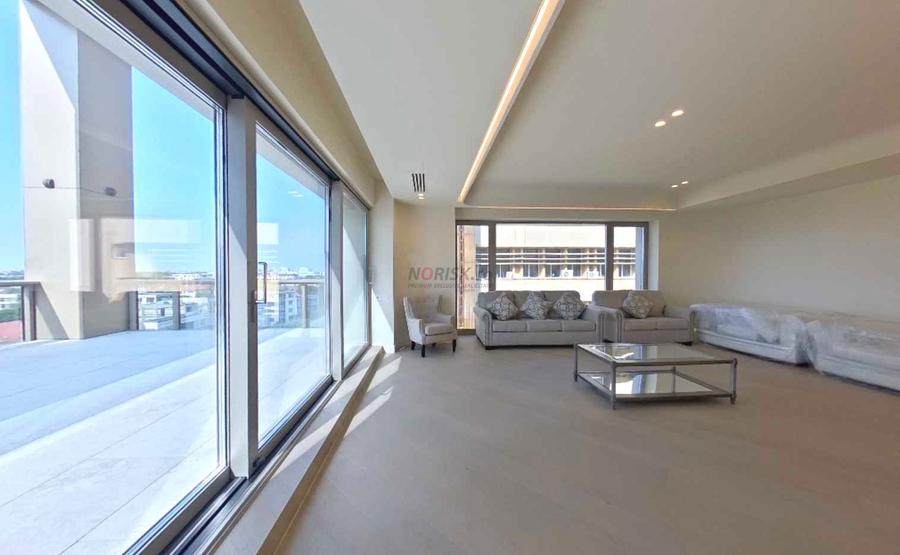 Apartament cu 5 camere circular în Pipera
