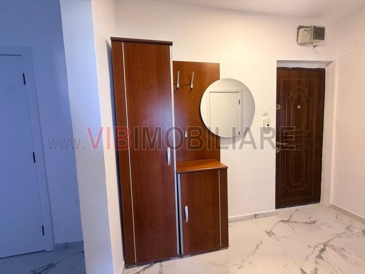 Apartament cu 3 camere decomandat în Banu Manta