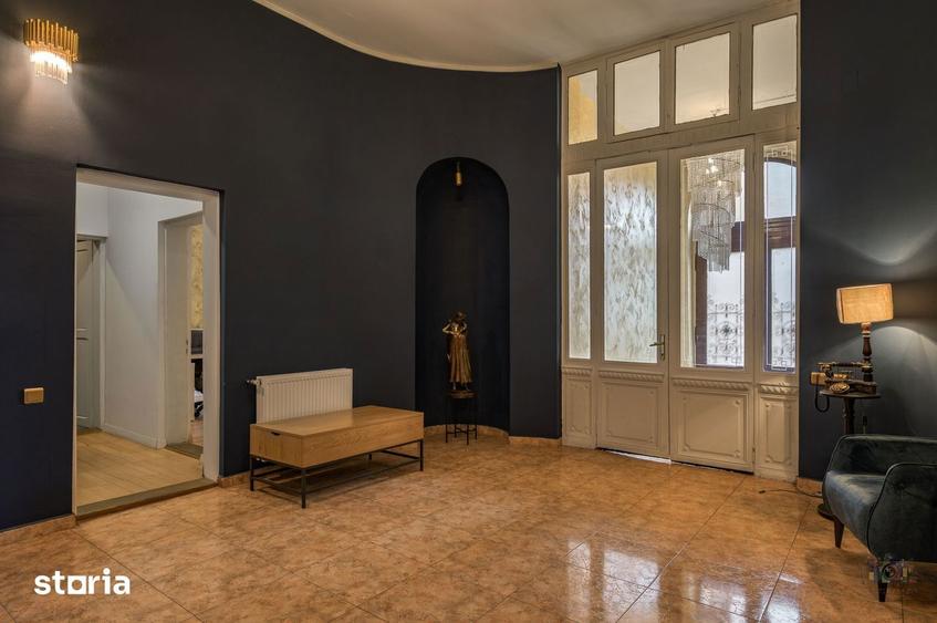 Apartament cu 7 camere în Centrul Civic