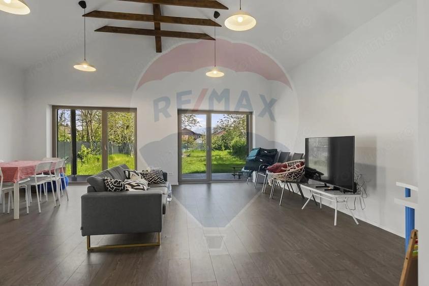 Casă cu 4 camere cu Teren 952 Mp în Moara Vlăsiei