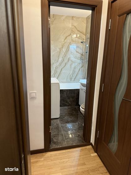 Proprietar inchiriez apartament de doua camere pe bd. Constructorilor - 6