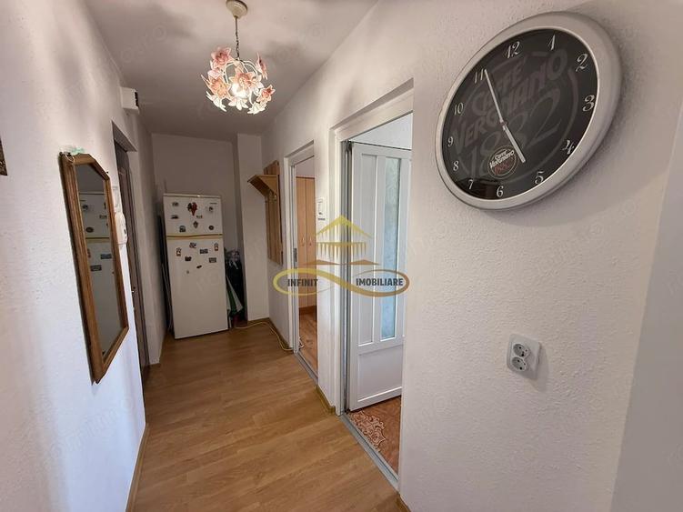 Apartament 3 camere de vanzare in Bacau - 12