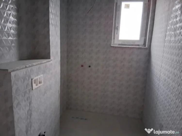 Apartament cu 2 camere decomandat în Brestei