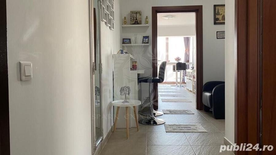 Apartament cu 2 camere decomandat, mobilat în Central