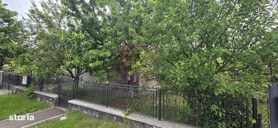 Casă cu 2 camere în Central