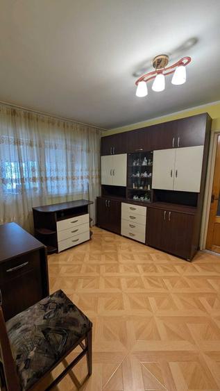 Apartament cu 2 camere semidecomandat în Micro 40