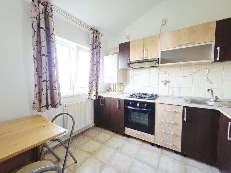 Apartament cu 2 camere decomandat în Siderurgiștilor