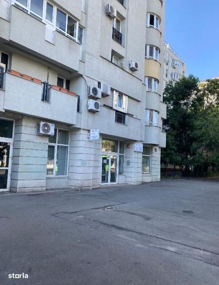 Garsonieră decomandată în Cișmigiu