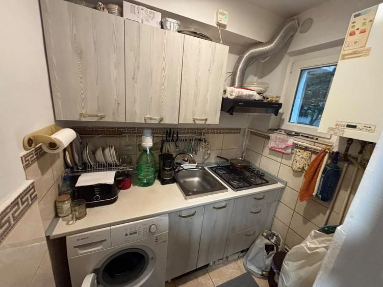 Apartament cu 2 camere semidecomandat în Tătărași