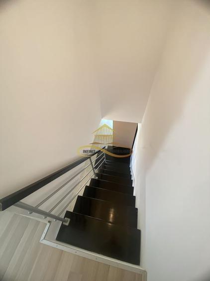 Apartament cu 4 camere decomandat, mobilat în Șerbănești