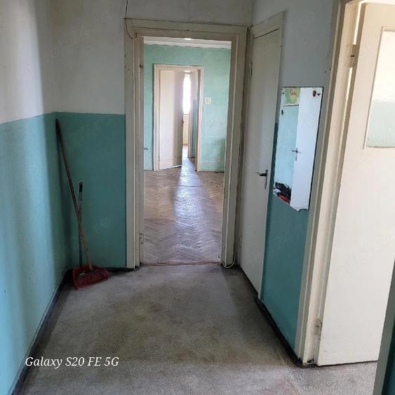 Apartament cu 2 camere semidecomandat în Tătărași