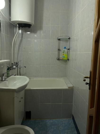 Apartament cu 2 camere semidecomandat în Crihala