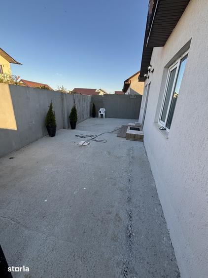 Casă cu 2 camere cu Teren 140 Mp în Central