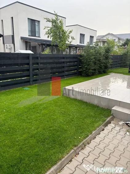 Casă cu 5 camere cu Teren 250 Mp în Central