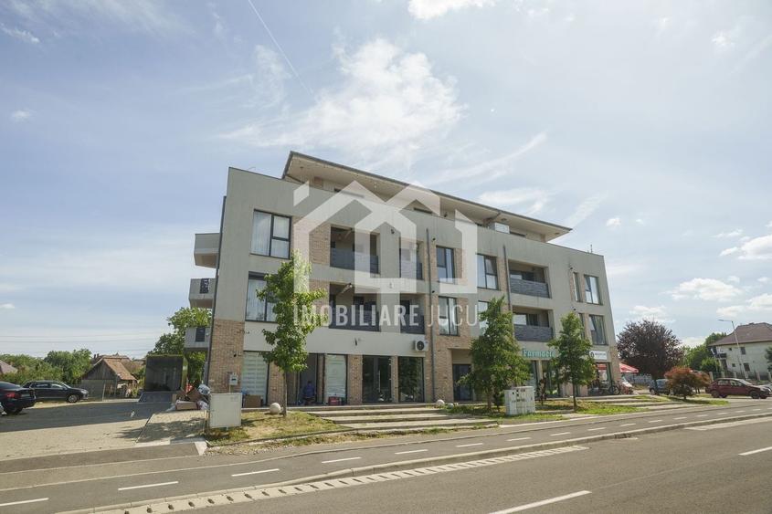 Apartament cu 2 camere semidecomandat, mobilat în Jucu de Sus