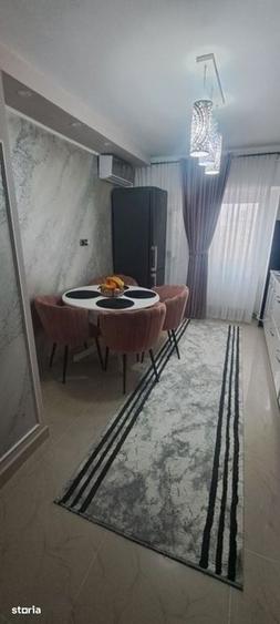 Apartament cu 3 camere decomandat în Cug