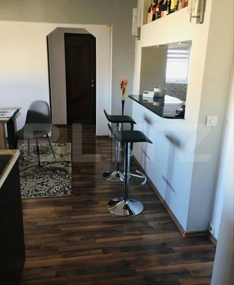 Apartament cu 4 camere decomandat, mobilat în Sud-Est