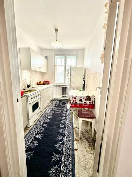Apartament cu 2 camere semidecomandat, mobilat în Gării