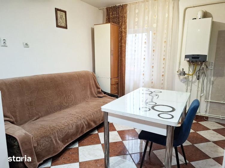 Apartament cu 2 camere semidecomandat în Unirii Nord