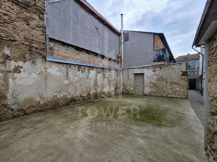 Teren de 80 mp, în Orașul de Jos